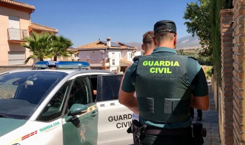 Imagen de archivo de un arresto. (GUARDIA CIVIL DE GRANADA) Imagen de archivo de un arresto. (GUARDIA CIVIL DE GRANADA)