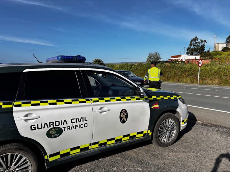 Coche de la Guardia Civil de Tráfico, en imagen de archivo (GUARDIA CIVIL)