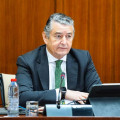 El consejero de Sanidad, Presidencia y Emergencias, Antonio Sanz, en la Comisión del Parlamento de Andalucía (JUNTA DE ANDALUCÍA)