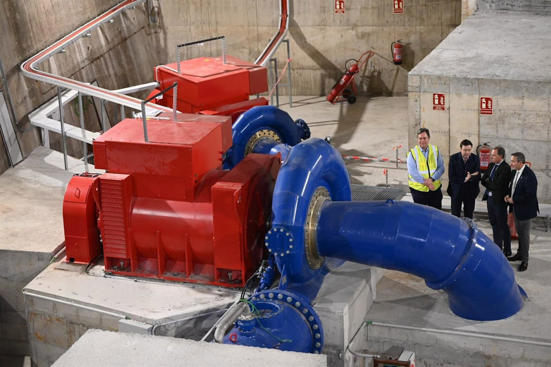 Visita de la Junta a la central hidroeléctrica de Rules (JUNTA)