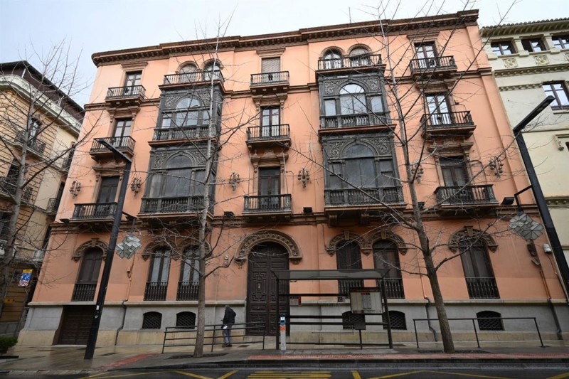 Inmueble de la antigua Delegación del Gobierno andaluz en Granada (JUNTA DE ANDALUCÍA) Inmueble de la antigua Delegación del Gobierno andaluz en Granada (JUNTA DE ANDALUCÍA)