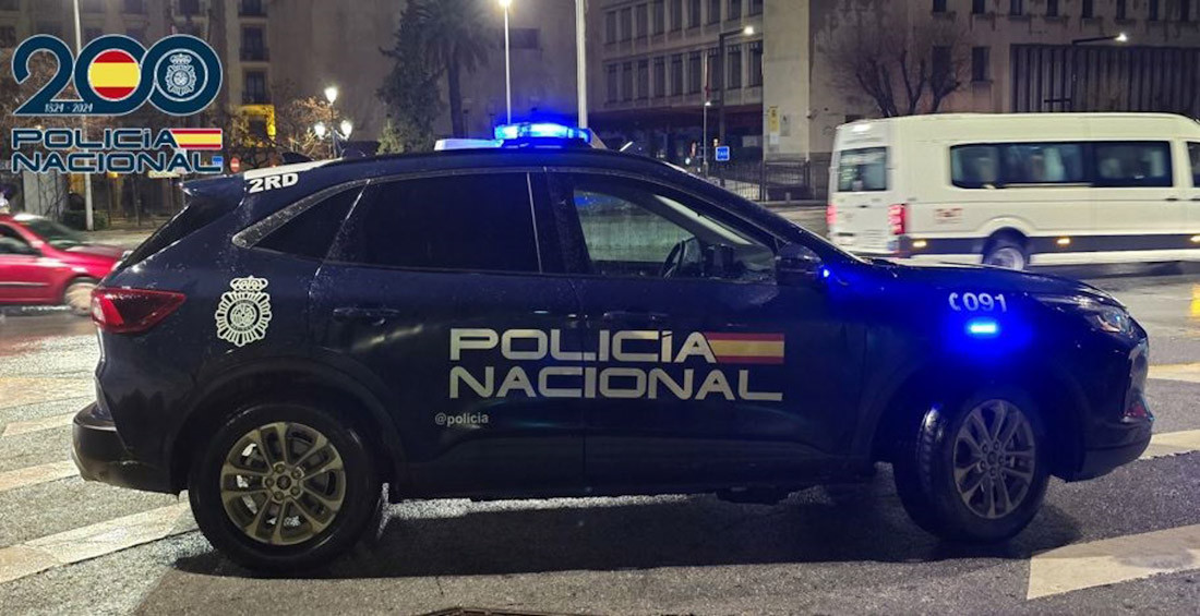 Coche de patrulla nocturna de la Policía Nacional (POLICÍA NACIONAL)