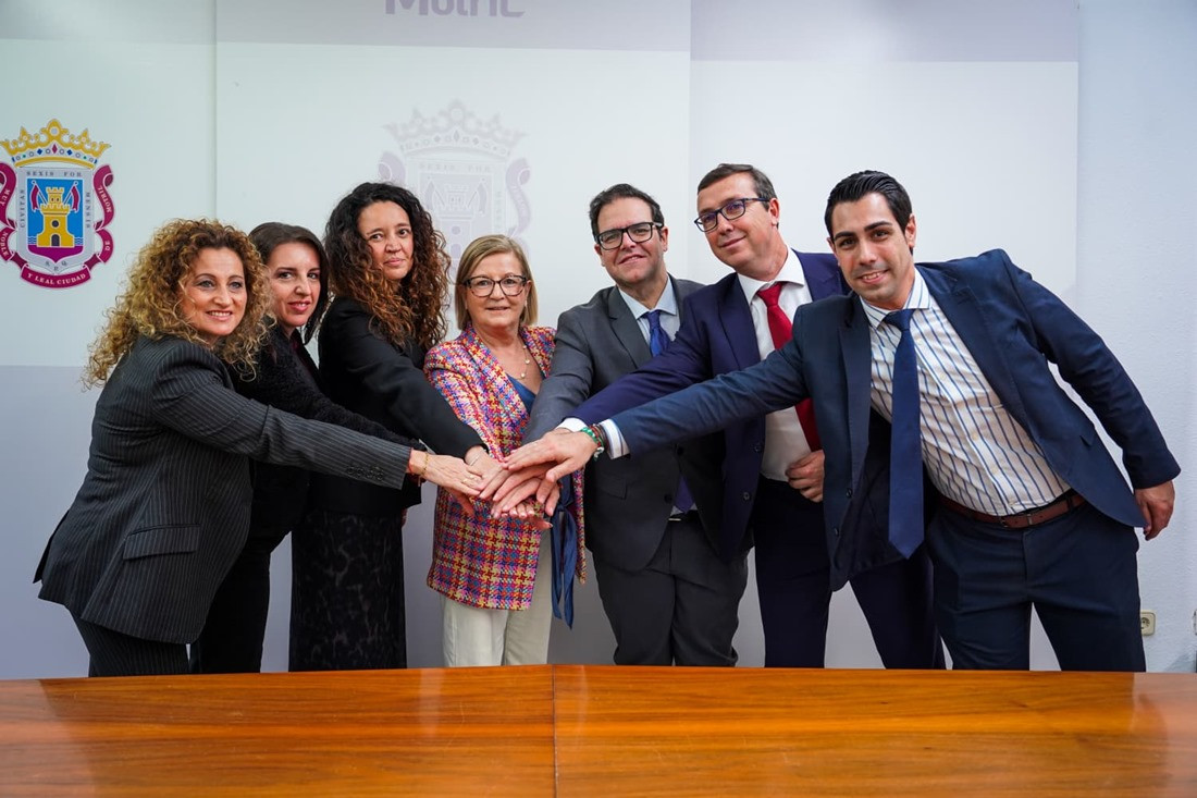Presentación de los VI Premios al Emprendimiento y Liderazgo Femenino de Granada (AYTO. MOTRIL)