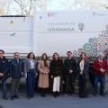 La concejala de Limpieza Viaria del Ayuntamiento de Granada, Ana Belén Sánchez, ha estado presente durante la instalación de esta maquinaria junto al equipo de Gestión y Servicios del hospital, coordinado por la subdirectora, María Fernández Motilva.