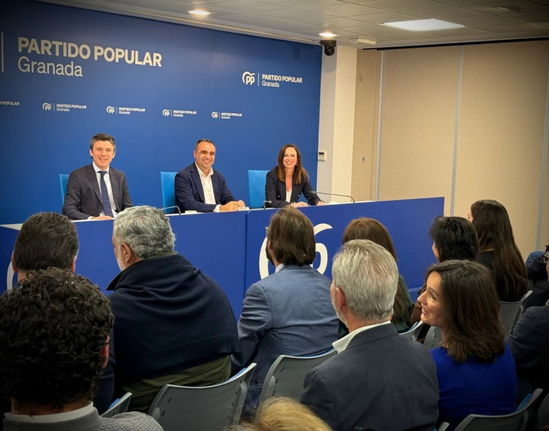 El presidente de los 'populares' granadinos, Francis Rodríguez, ha dado a conocer este viernes que el secretario general del PP de Granada, Jorge Saavedra, será el coordinador general de la campaña electoral del próximo 17M (PP GRANADA) El presidente de los 'populares' granadinos, Francis Rodríguez, ha dado a conocer este viernes que el secretario general del PP de Granada, Jorge Saavedra, será el coordinador general de la campaña electoral del próximo 17M (PP GRANADA)
