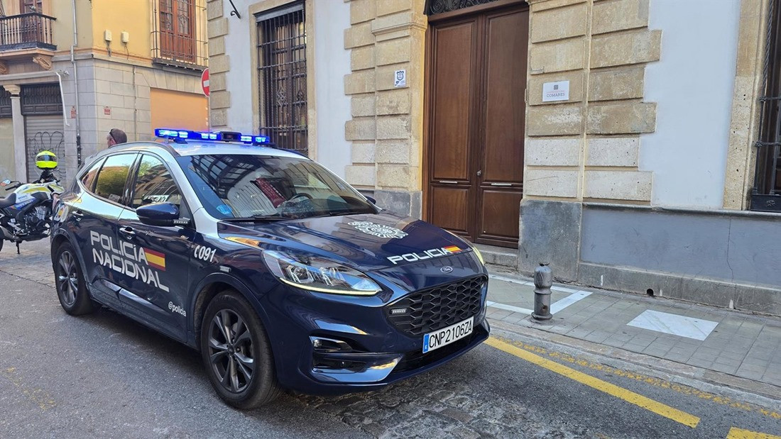 Vehículo de la Policía Nacional.