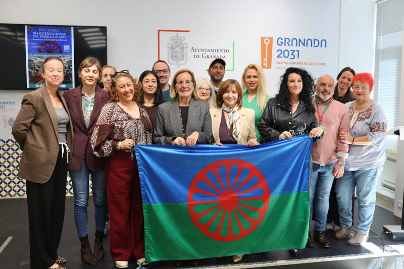 Presentación de los actos en Granada por el Día Internacional del Pueblo Gitano (AYUNTAMIENTO DE GRANADA)