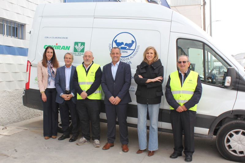 Presentación de la nueva furgoneta (CAJA RURAL) Presentación de la nueva furgoneta (CAJA RURAL)