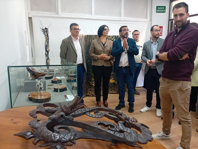 Visita a la exposición (JUNTA) Visita a la exposición (JUNTA)