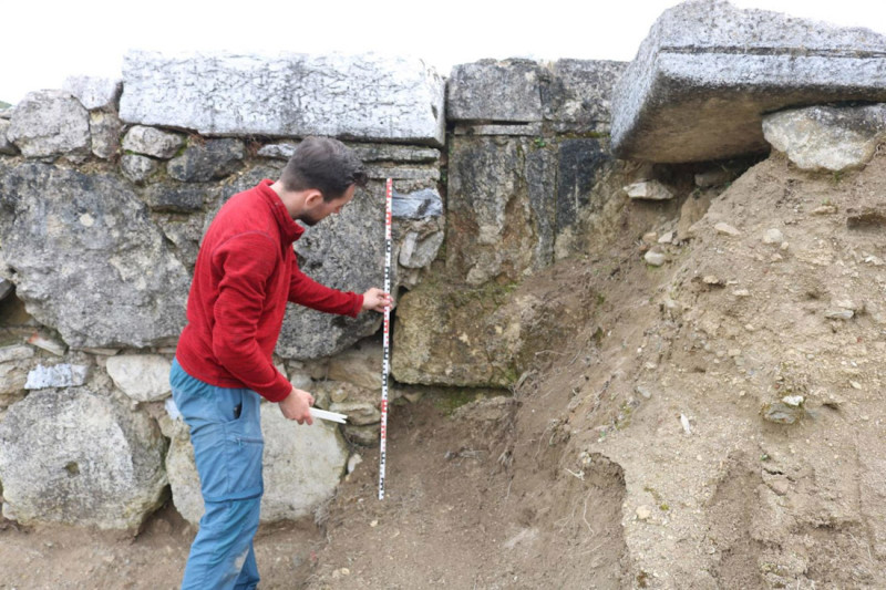 Trabajos en la antigua ciudad griega de Anfípolis. (UGR) Trabajos en la antigua ciudad griega de Anfípolis. (UGR)