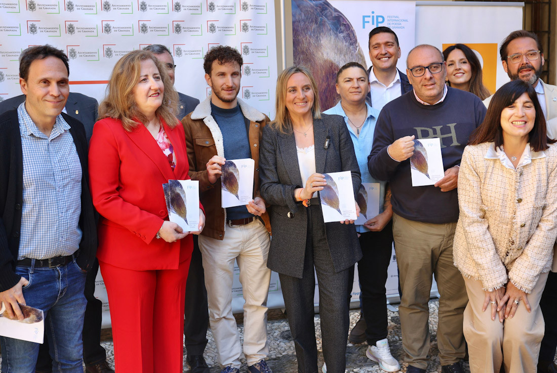 Presentación del Festival Internacional de Poesía (GPMEDIA)