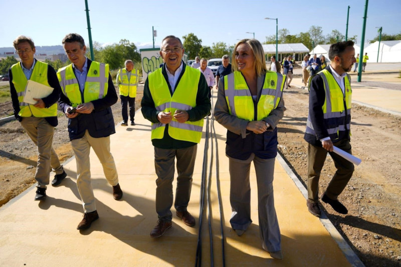 El Ayuntamiento y Emasagra completan la mejora y modernización del Recinto Ferial con obras hidráulicas y de urbanización para el Corpus en una nueva fase (AYUNTAMIENTO DE GRANADA)