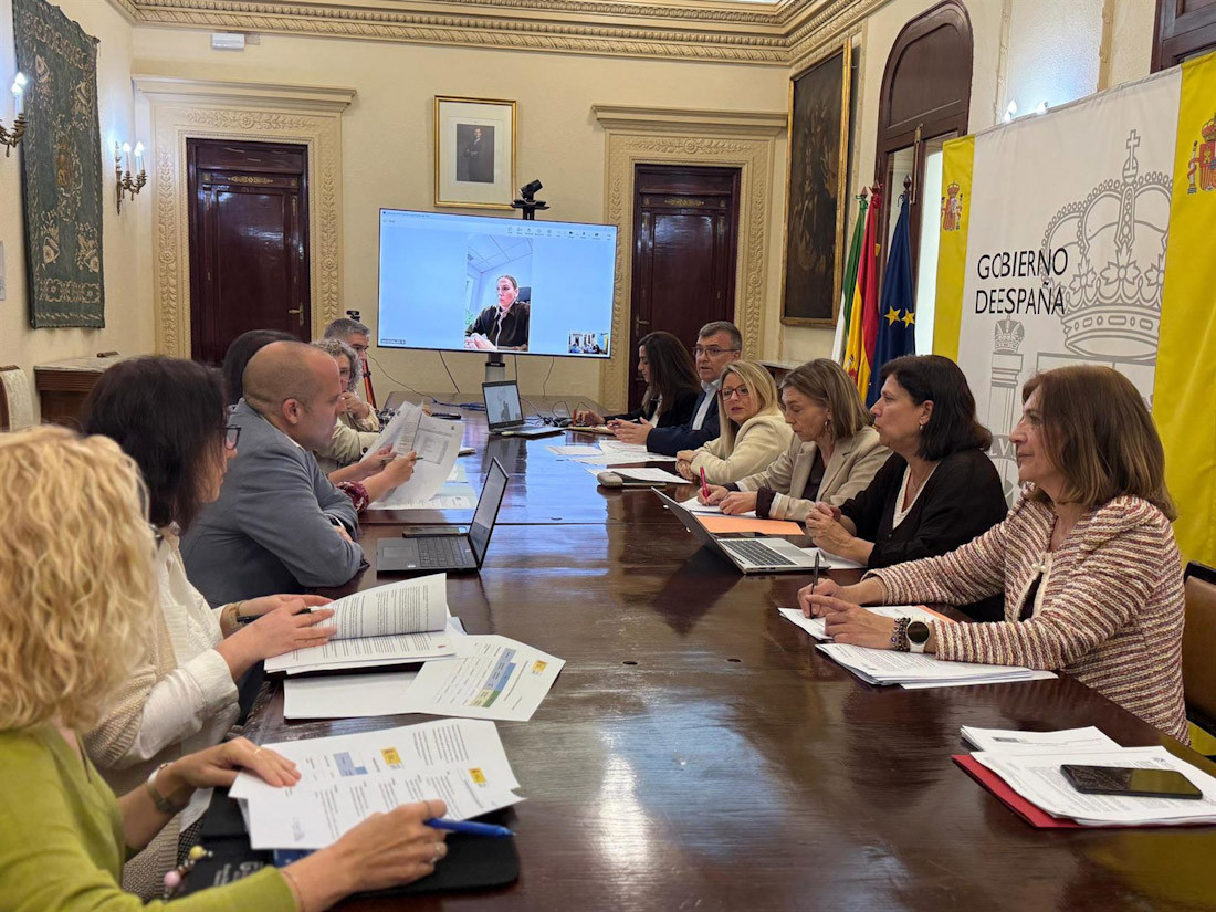 La Comisión Provincial de Seguimiento del Programa de Fomento de Empleo Agrario (PFEA) se ha celebrado este lunes en la Subdelegación del Gobierno en Granada (SUBDELEGACION)