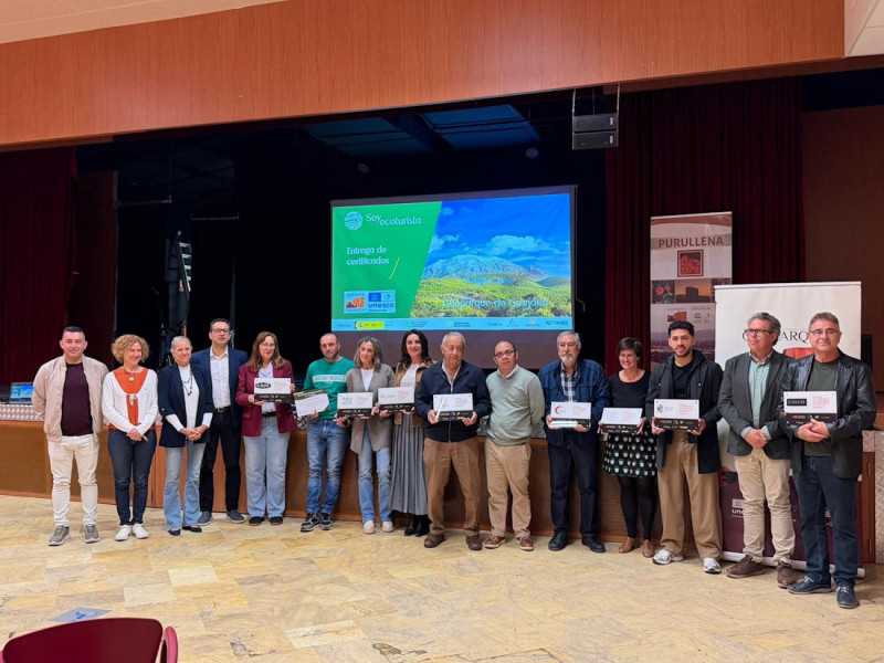 Acto de entrega de las acreditaciones del Club de Ecoturismo en España a 12 empresas del sector turístico y agroalimentario (DIPUTACION DE GRANADA)