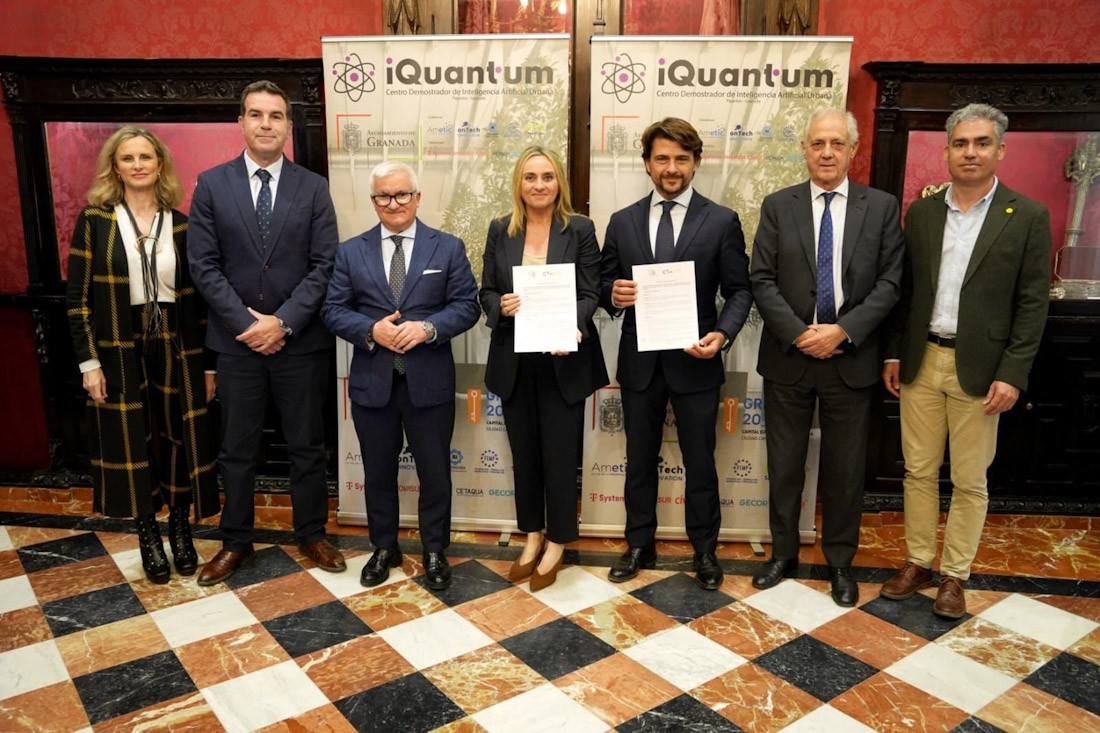 Acto de firma de protocolo entre el Ayuntamiento de Granada y la Fundación Corporación Tecnológica de Andalucía (AYUNTAMIENTO DE GRANADA)