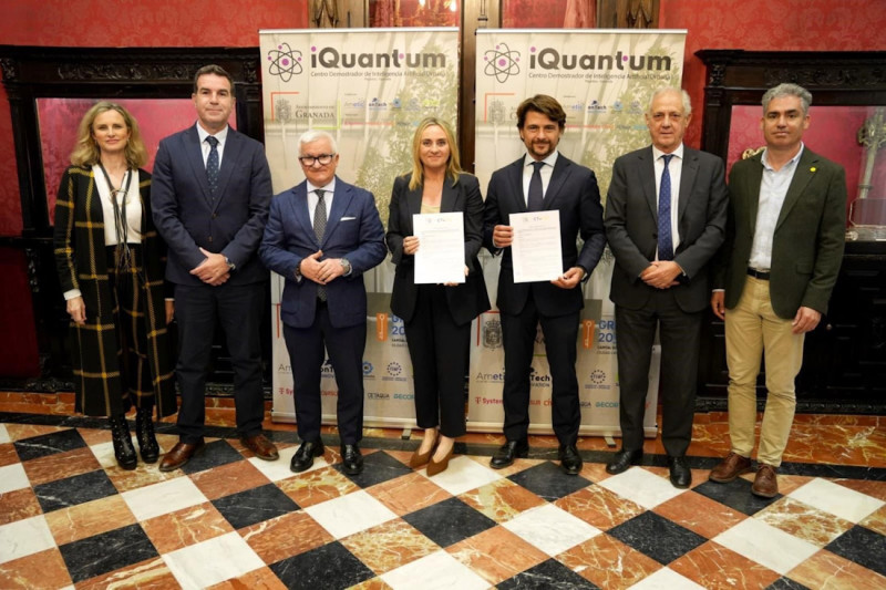 Acto de firma de protocolo entre el Ayuntamiento de Granada y la Fundación Corporación Tecnológica de Andalucía (AYUNTAMIENTO DE GRANADA)
