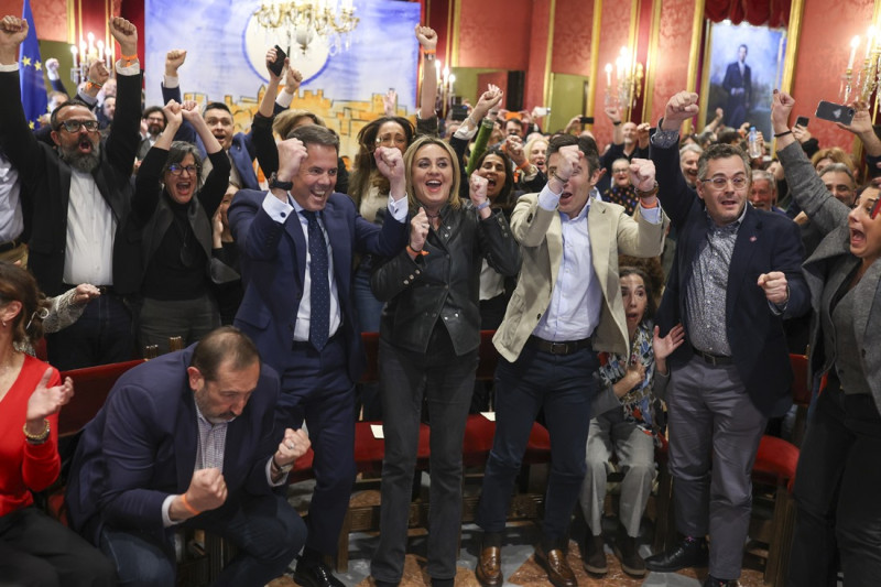 Momento en que  Granada es nombrada finalista para ser Capital europea de la cultura (GPMEDIA)