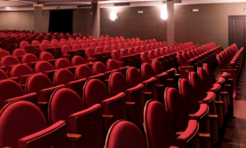 Sala de butacas de un teatro (JUNTA DE EXTREMADURA)