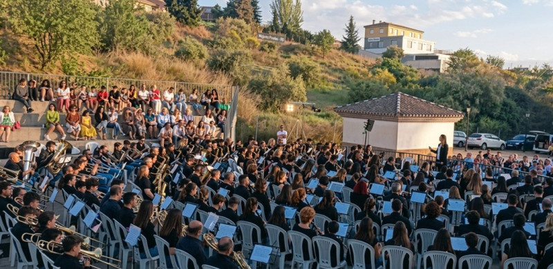 Edición anterior del certamen de bandas (AYTO. ALMUÑÉCAR) Edición anterior del certamen de bandas (AYTO. ALMUÑÉCAR)