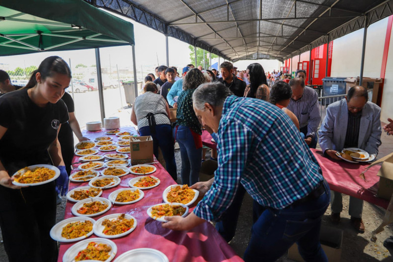 Paella solidaria en Huétor Tájar (AYTO. HUÉTOR TÁJAR)