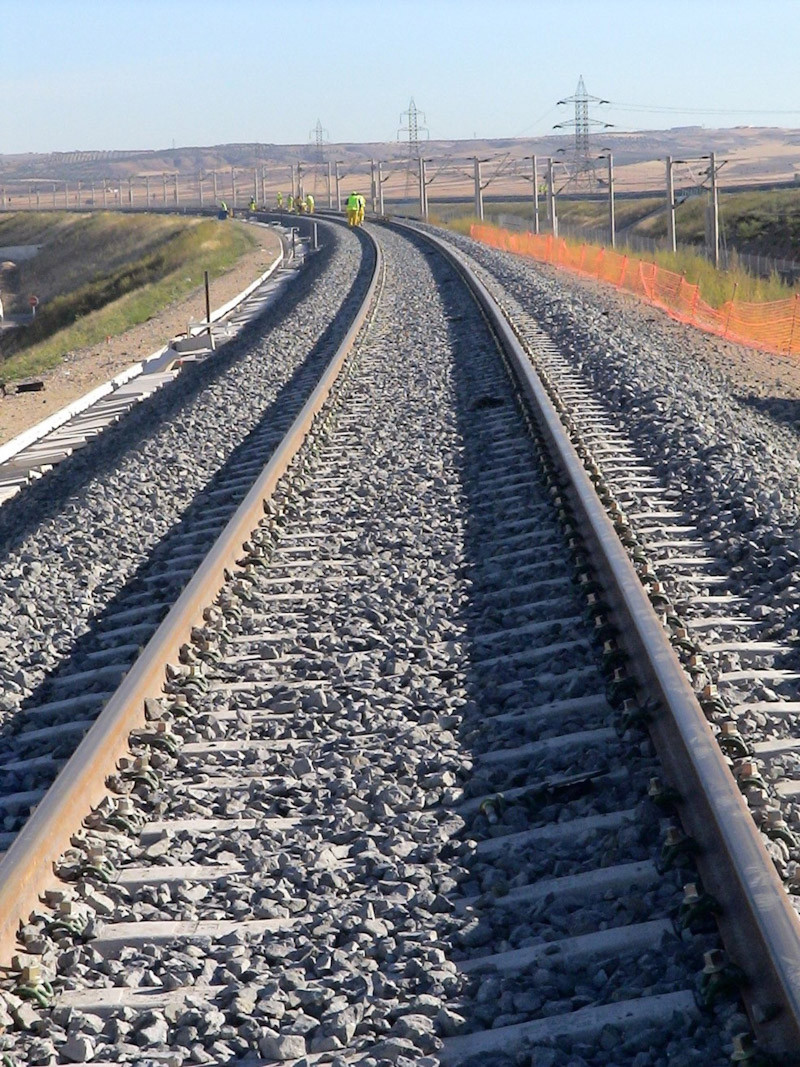 Imagen de recursos de unas vías de tren (ADIF)