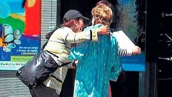 Metodo del abrazo cariñoso (POLICIA LOCAL DE ÍLLORA)