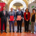 Firma del acuerdo entre Unicaja y la Universidad de Granada (UNICAJA)