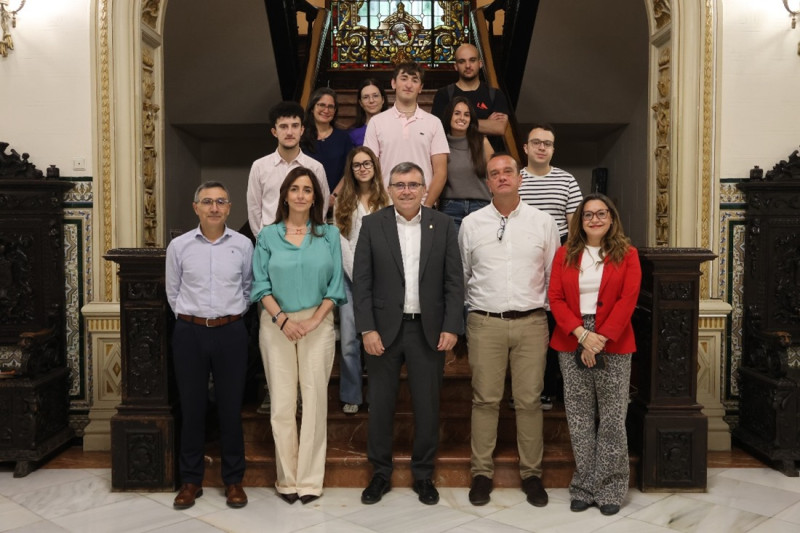 Recibimiento a los alumnos universitarios (SUBDELEGACIÓN)