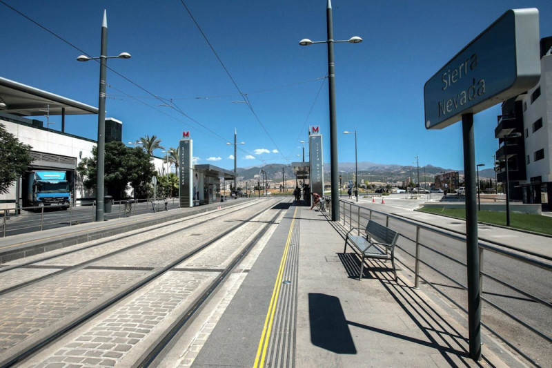 Parada del metro de Granada (JUNTA DE ANDALUCÍA) Parada del metro de Granada (JUNTA DE ANDALUCÍA)
