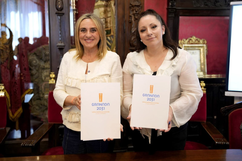 La alcaldesa de Granada, Marifrán Carazo, y la presidenta de MODS, Heidi Zahn (AYUNTAMIENTO DE GRANADA) La alcaldesa de Granada, Marifrán Carazo, y la presidenta de MODS, Heidi Zahn (AYUNTAMIENTO DE GRANADA)