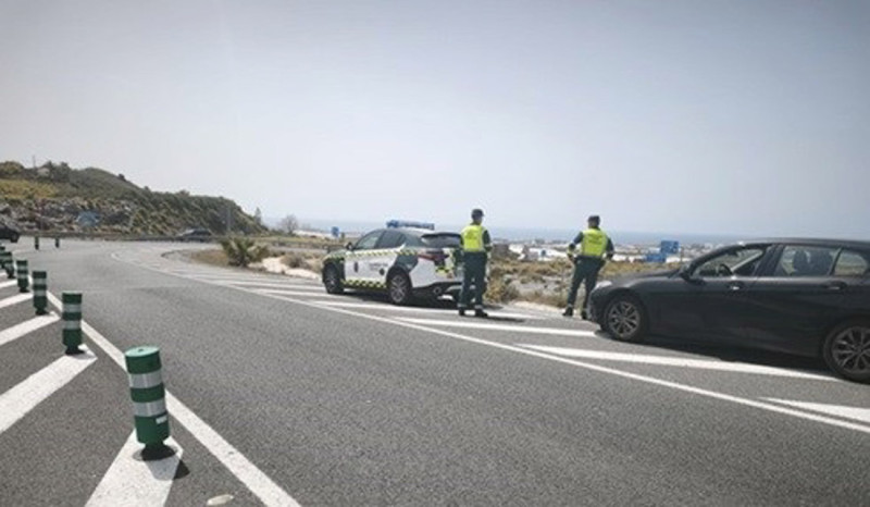 Imagen de archivo de un ontrol de velocidad de tráfico por parte de la Guardia Civil en Motril (GUARDIA CIVIL) Imagen de archivo de un ontrol de velocidad de tráfico por parte de la Guardia Civil en Motril (GUARDIA CIVIL)
