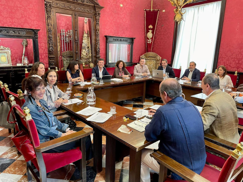 El Consorcio Granada Capital Europea de la Cultura 2031 ha aprobado la contratación al nuevo director artístico del proyecto Granada 2031, el gestor cultural, pianista y docente granadino Calio Alonso (AYUNTAMIENTO DE GRANADA) El Consorcio Granada Capital Europea de la Cultura 2031 ha aprobado la contratación al nuevo director artístico del proyecto Granada 2031, el gestor cultural, pianista y docente granadino Calio Alonso (AYUNTAMIENTO DE GRANADA)
