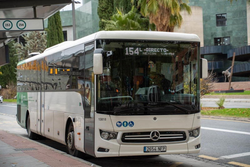 El Consorcio de Transporte Metropolitano del Área de Granada reforzará los principales corredores con 40 nuevas expediciones de autobuses y más de 2.000 plazas adicionales con motivo del Corpus el próximo jueves 4 de junio (JUNTA) El Consorcio de Transporte Metropolitano del Área de Granada reforzará los principales corredores con 40 nuevas expediciones de autobuses y más de 2.000 plazas adicionales con motivo del Corpus el próximo jueves 4 de junio (JUNTA)