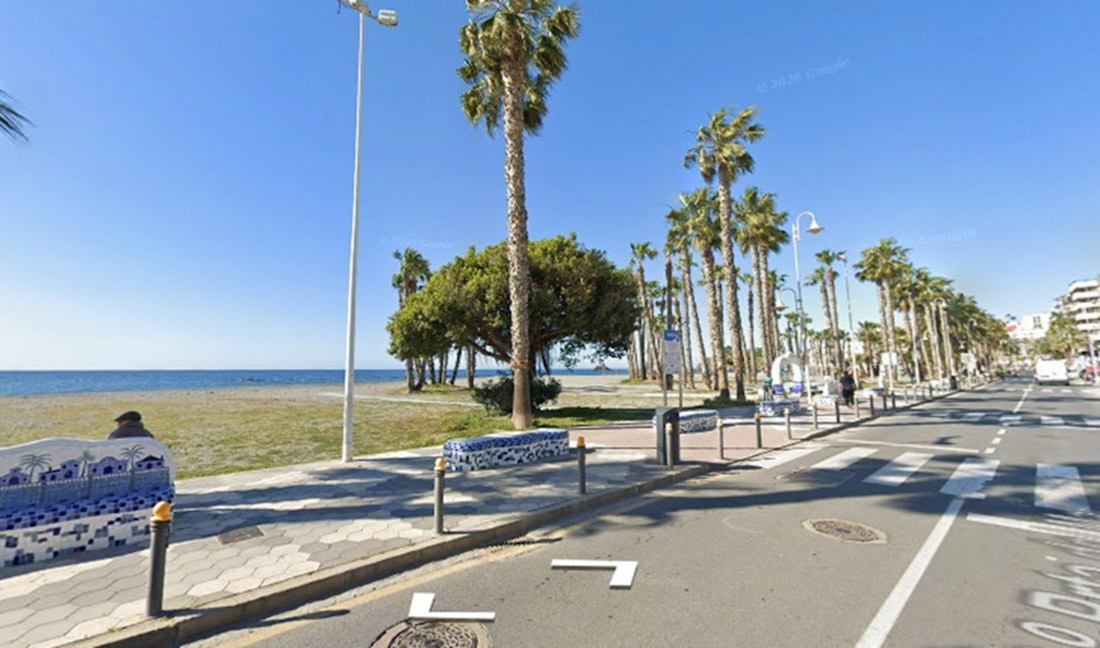 Un bañista de 80 años ha fallecido este martes por la tarde en la playa Puerta del Mar de Almuñécar (112)