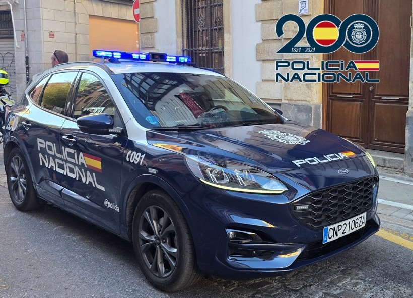 Vehículo de la Policía Nacional (POLICíA NACIONAL)