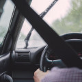 Conductor al volante de un coche. Archivo (UGR)