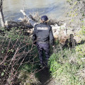 Imagen de archivo de una agente de la Policía Nacional durante una búsqueda (POLICÍA NACIONAL)