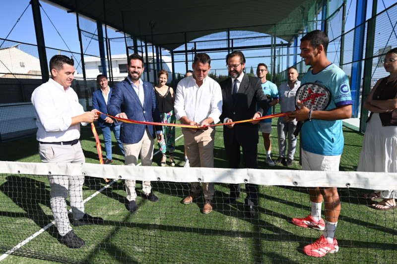 Inauguración de la pista de pádel (JUNTA) Inauguración de la pista de pádel (JUNTA)