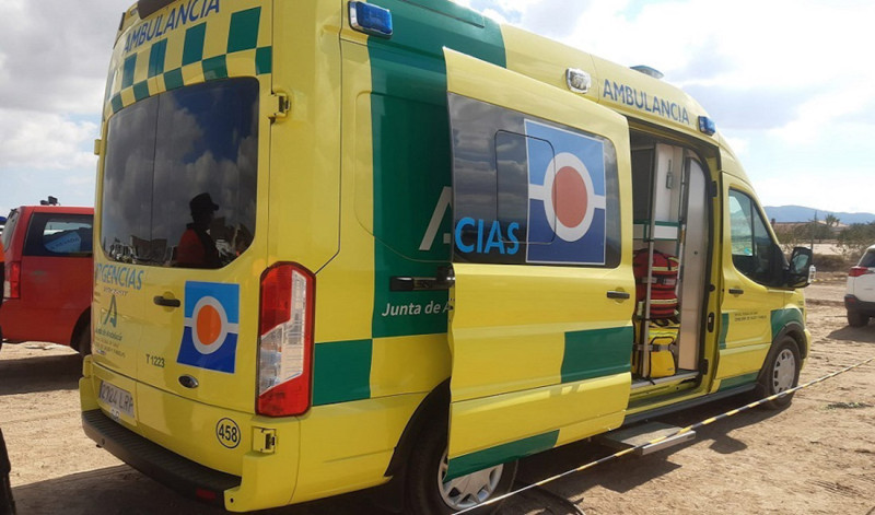 Fotografía de archivo de una ambulancia en Andalucía (112 ANDALUCÍA)