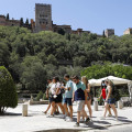 Calles de Granada. Archivo (ÁLEX CÁMARA - EUROPA PRESS)