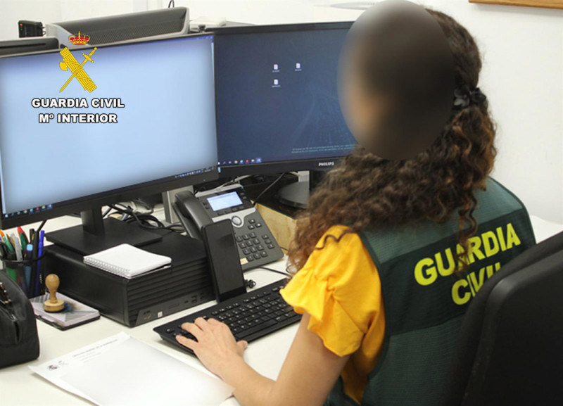 Imagen de recurso de una agente de la Guardia Civil (GUARDIA CIVIL) Imagen de recurso de una agente de la Guardia Civil (GUARDIA CIVIL)