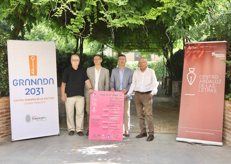 Presentación de 'Poesía en el Jardín' (GPMEDIA) Presentación de 'Poesía en el Jardín' (GPMEDIA)
