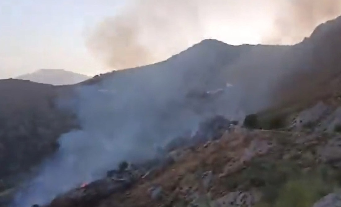 Imagen del incendio de Cástaras ya controlado (PLAN INFOCA)