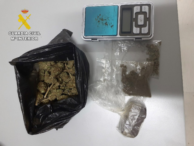 Marihuana incautada (GUARDIA CIVIL) Marihuana incautada (GUARDIA CIVIL)