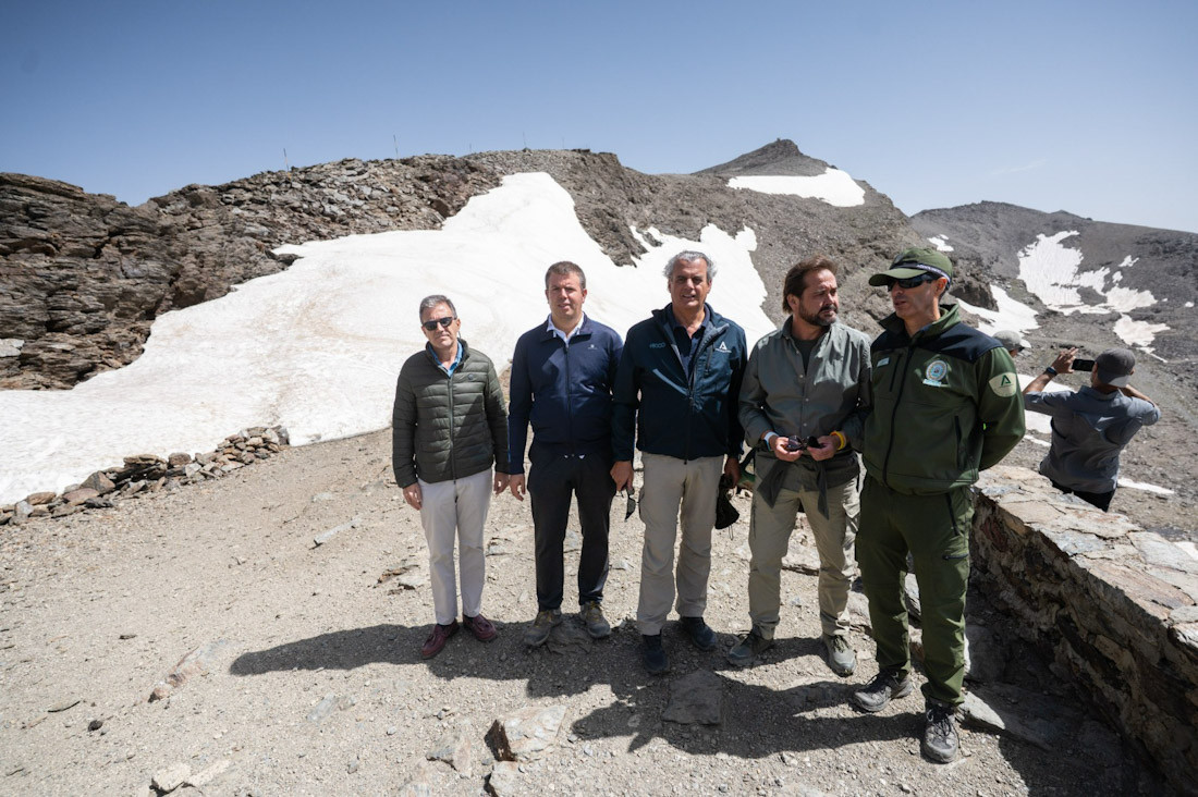 Visita a las altas cumbres de Sierra Nevada (JUNTA?