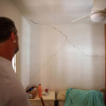 Consecuencias del terremoto de magnitud 5 en edificios y viviendas de la ciudad de Granada (FRANCISCO J. OLMO - EUROPA PRESS)
