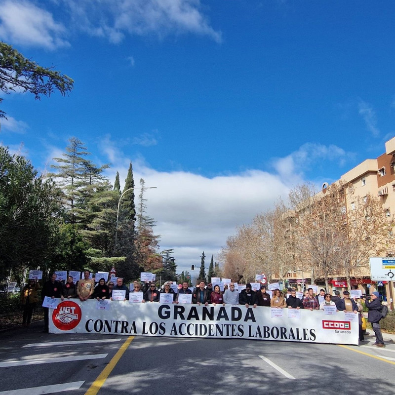 Concentración por la muerte de un trabajos en Nigüelas CCOO/ARCHIVO) Concentración por la muerte de un trabajos en Nigüelas CCOO/ARCHIVO)