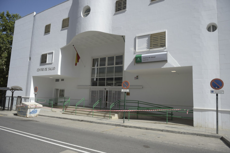 Centro de salud del Zaidín tras el terremoto (GPMEDIA)