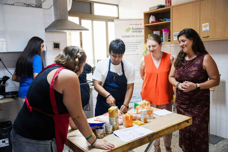 Fundación Unicaja y la Asociación Conecta impulsan un proyecto para promover la autonomía de personas con autismo (FUNDACIÓN UNICAJA) Fundación Unicaja y la Asociación Conecta impulsan un proyecto para promover la autonomía de personas con autismo (FUNDACIÓN UNICAJA)