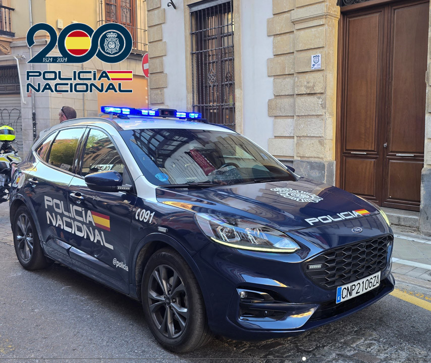 Vehículo de la Policía Nacional (POLICÍA NACIONAL)